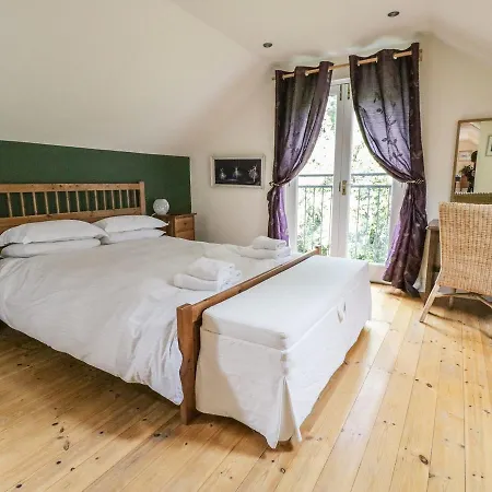 Rockwood, Grange-over-sands * Levens